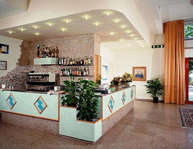 Hotel Garden B&B Марота Екстериор снимка