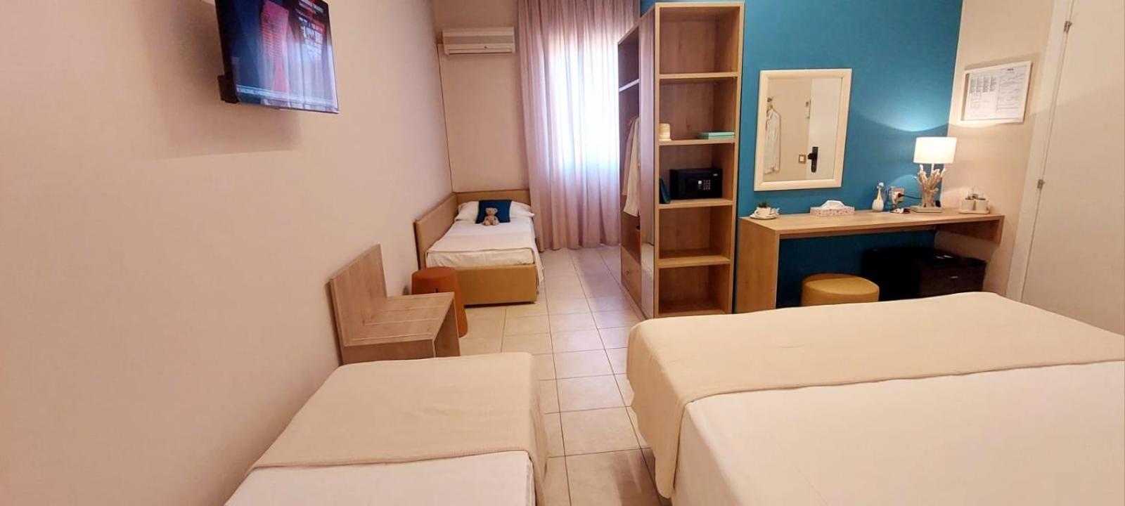 Hotel Garden B&B Марота Екстериор снимка